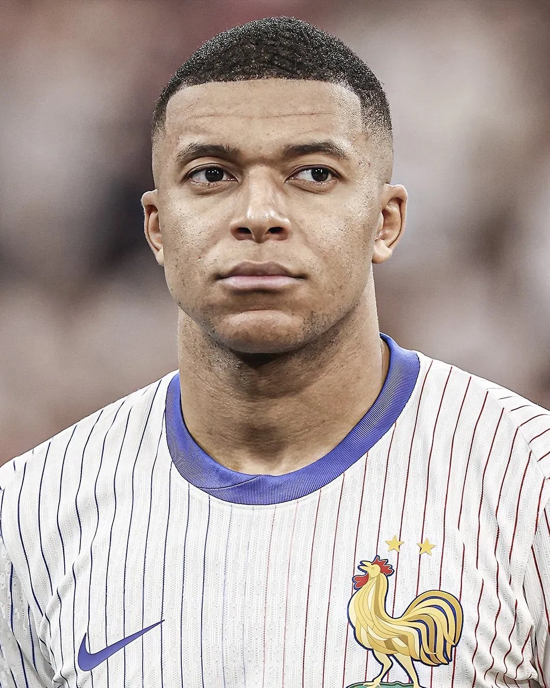 荷兰逆转AC米兰，姆巴佩高光表现